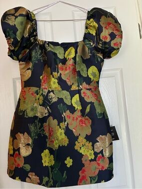 Lulus navy blue gold floral puff sleeve dress